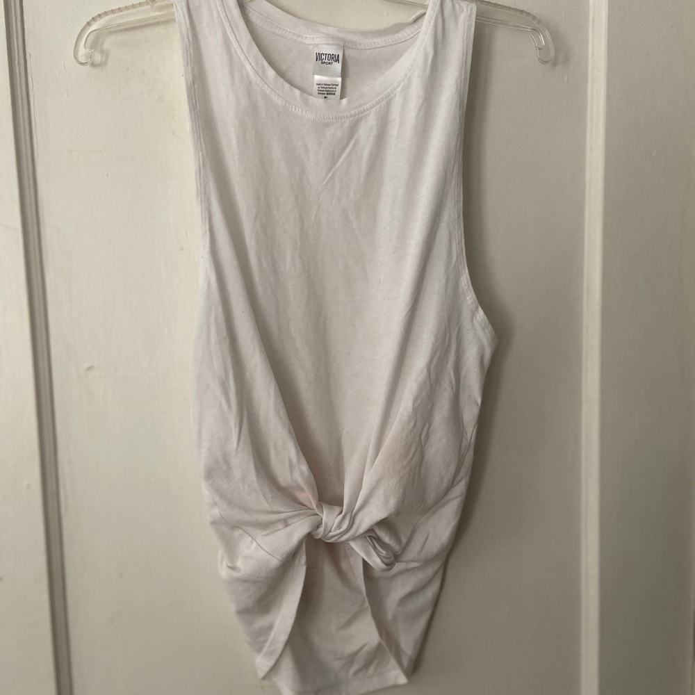Victoria Sport tank